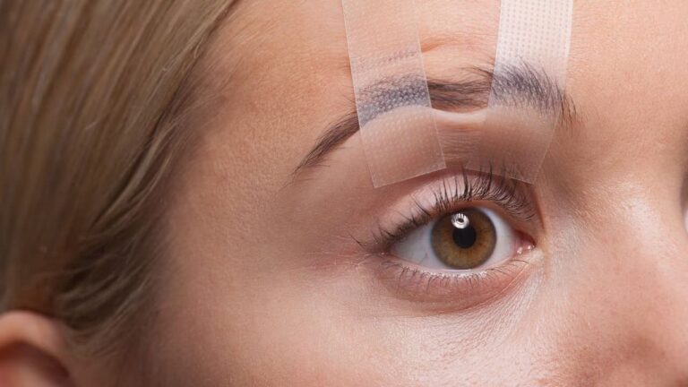 Eliminar las ojeras y los párpados caído con esta receta natural