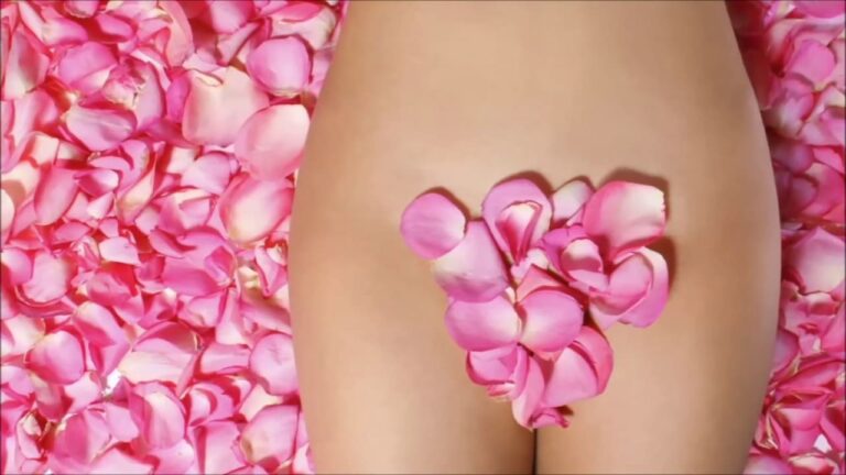 Eliminar el vello púbico sin afeitar ni irritaciones